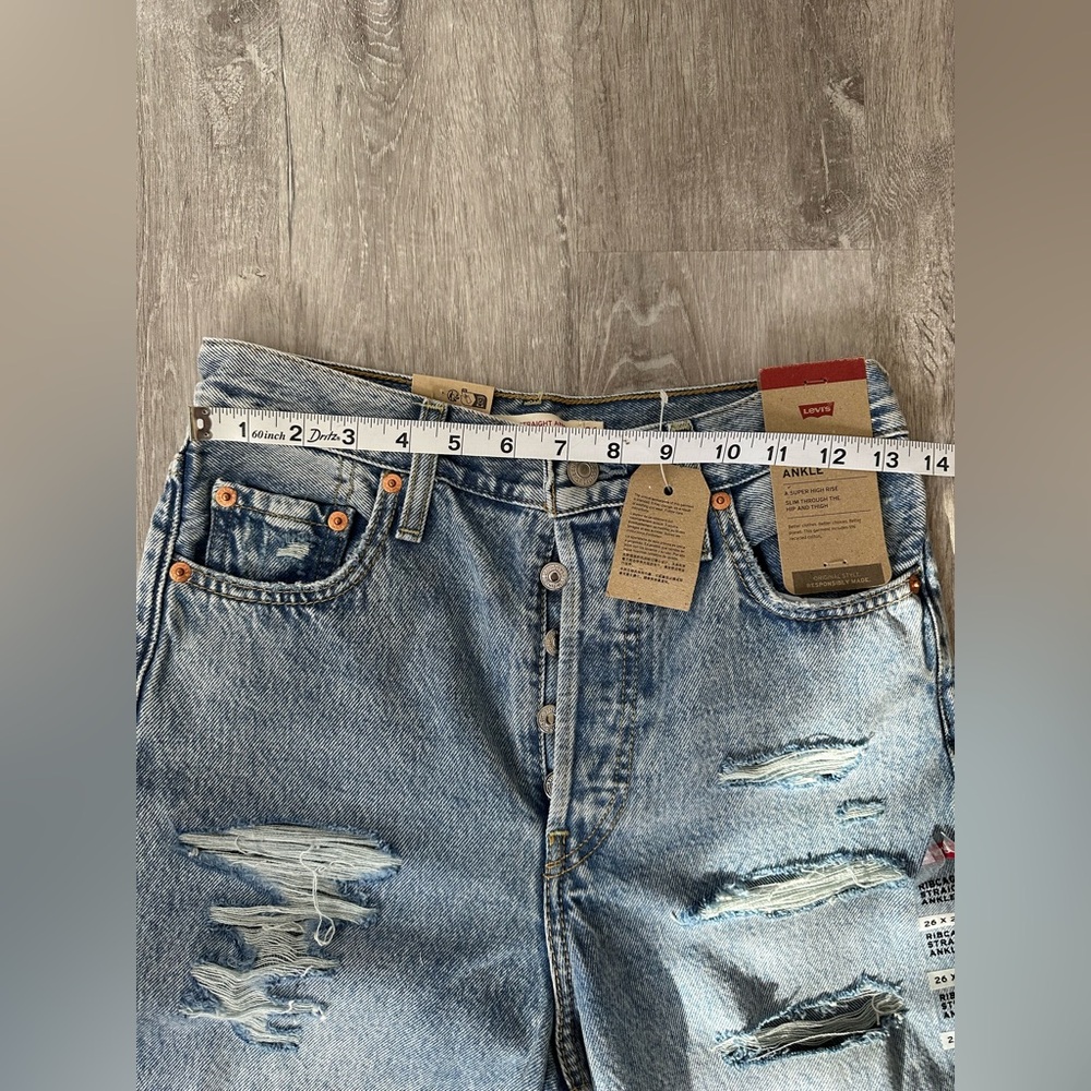 Levi's Ribcage Straight Ankle jeans in Light wash distressed Women’s size 26 NWT - Picture 8 of 10